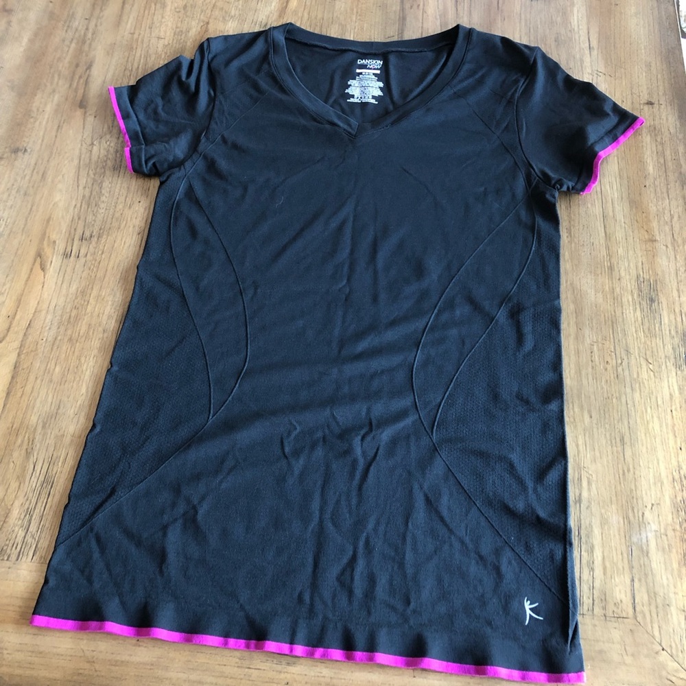 Danskin Now Fitness T-Shirt Excellent